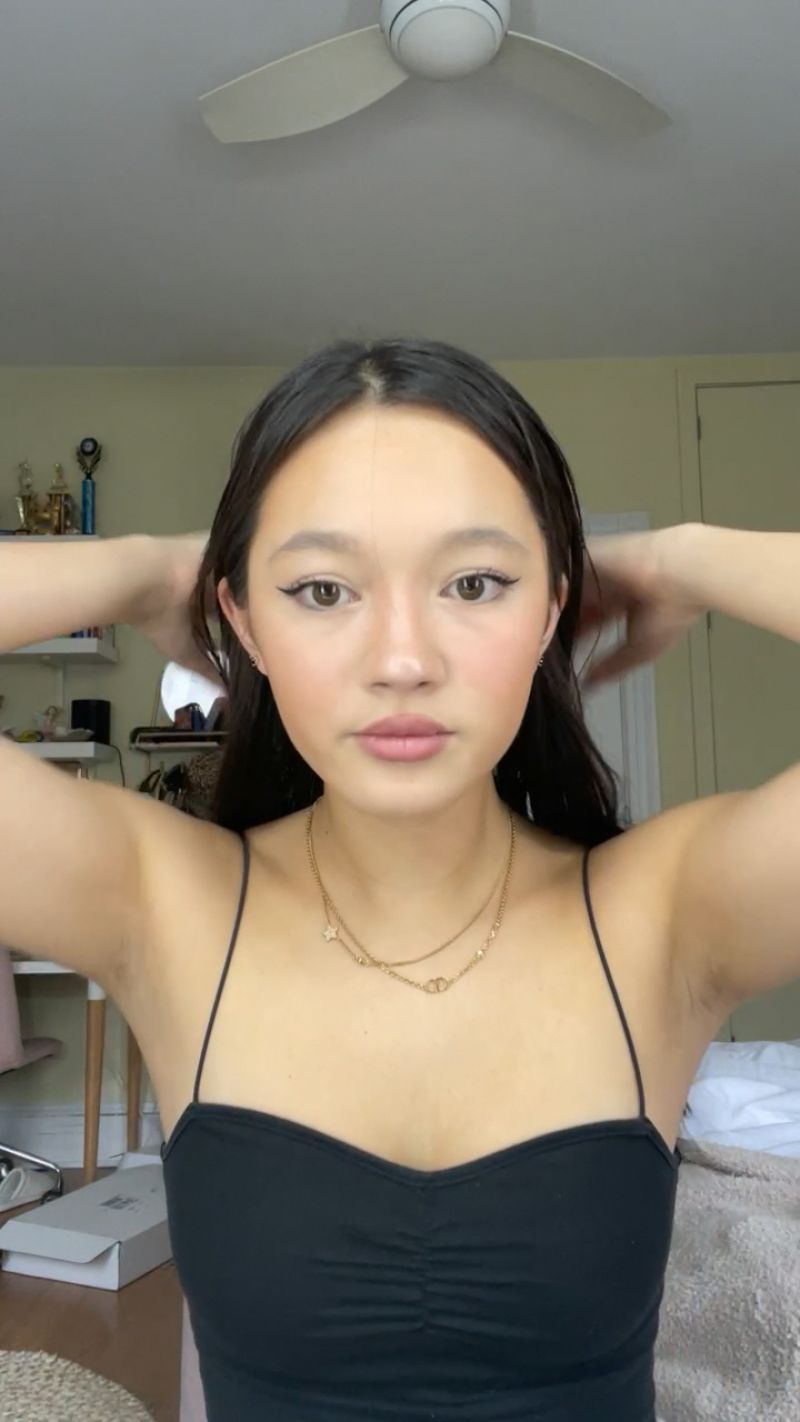 Lily Chee 04/11/2022 • CelebMafia