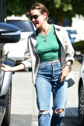 Lucy Hale - Picking up Packages in LA 04/20/2022