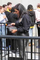 Mindy Kaling at the Crypto.com Arena in LA 04/03/2022