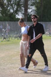 Nina Agdal - Coachella Valley Music and Arts Festival in Indio 04/16/2022