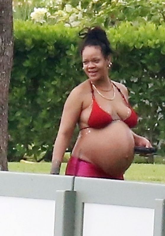 Rihanna on Holiday in Barbados 04/20/2022