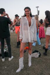 Sara Sampaio at the Coachella Valley Music and Arts Festival in Indio 04 17 2022   - 77