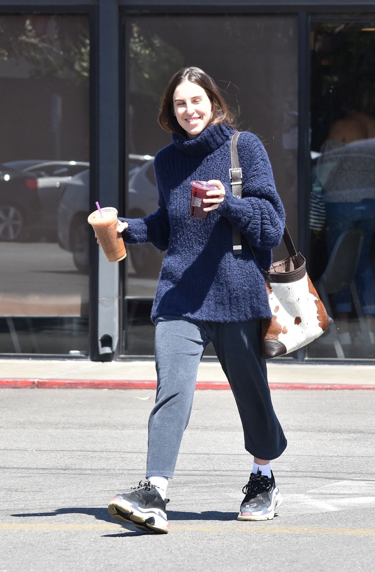 Scout Willis - Out in Los Feliz 04/13/2022 • CelebMafia