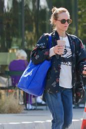 Vanessa Paradis - Shopping for Groceries in Studio City 04/13/2022