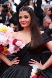 Aishwarya Rai – “Top Gun: Maverick” Red Carpet at Cannes Film Festival 05/18/2022