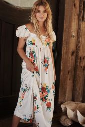 Ava Phillippe - Free People Summer 2022 Collection