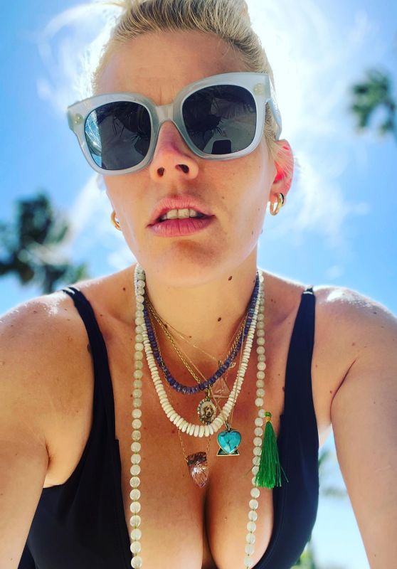 Busy Philipps 05/31/2022