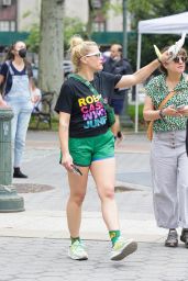 Busy Philipps at a Protest in New York 05 15 2022   - 70