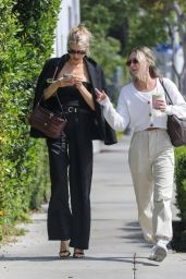 Charlotte McKinney - Out in West Hollywood 05/03/2022