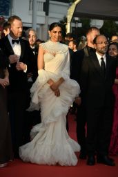 Deepika Padukone - Cannes Film Festival Closing Ceremony Red Carpet 05/28/2022