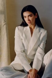 Dua Lipa   Vogue June July 2022   - 90