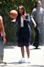 Gabrielle Union and Octavia Spencer    Truth be Told  Set at Griffith Park in LA 05 12 2022   - 55