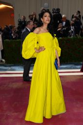 Huma Abedin   Met Gala 2022   - 9