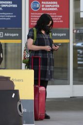 Jennifer Tilly   Airport in Toronto 05 25 2022   - 47