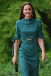 Kate Middleton - Presents The Queen Elizabeth II Award for British Design in London 05/04/2022