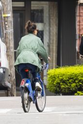 Katie Holmes and Bobby Wooten III - Bike Ride in New York City 05/08/2022