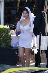 Kourtney Kardashian and Travis Barker Celebrate Getting Married at a Restaurant in Montecito 05 15 2022   - 86