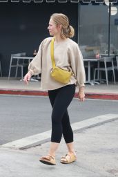 Kristen Bell - Out in Los Feliz 05/17/2022