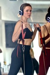 Kristen Bell - Workout Session in Los Feliz 05/05/2022
