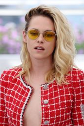 Kristen Stewart - "Crimes Of The Future" Photocall in Cannes 05/24/2022