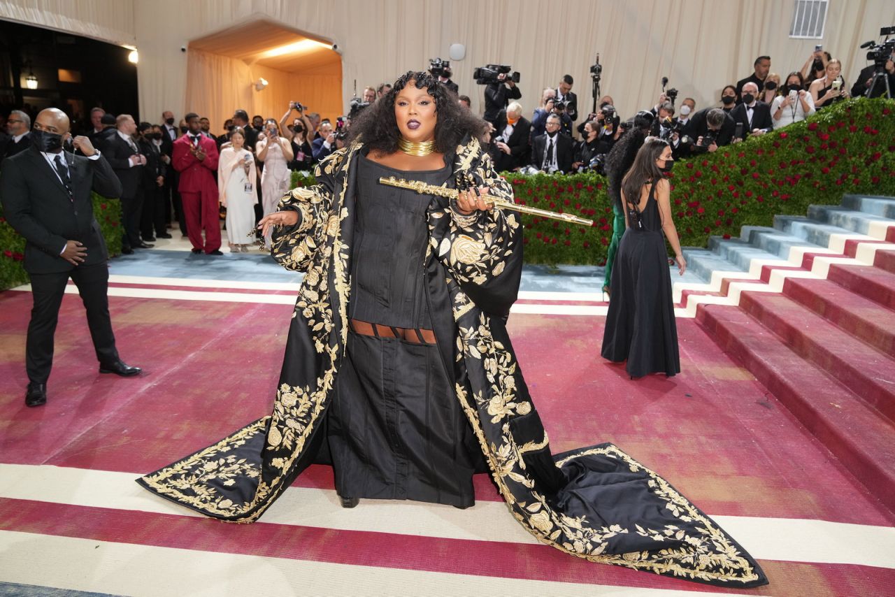 Lizzo – Met Gala 2022 • CelebMafia