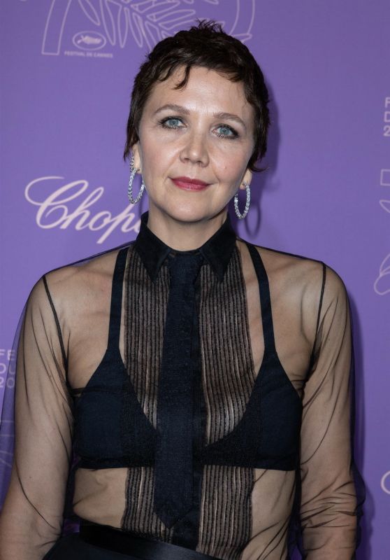 Maggie Gyllenhaal - Photocall of the 75th Cannes International Film Festival Dinner 05/24/2022