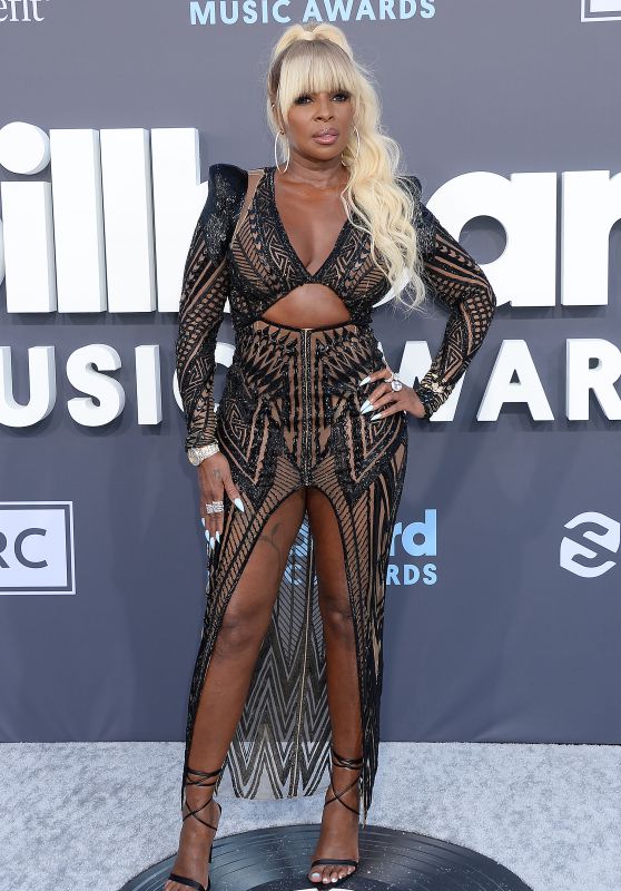 Mary J. Blige – 2022 Billboard Music Awards in Las Vegas