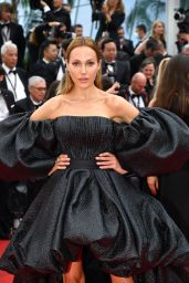 Meryem Uzerli – “Top Gun: Maverick” Red Carpet at Cannes Film Festival 05/18/2022