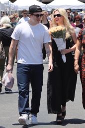 Nicola Peltz and Brooklyn Beckham - Memorial Day Weekend in Los Angeles 05/29/2022