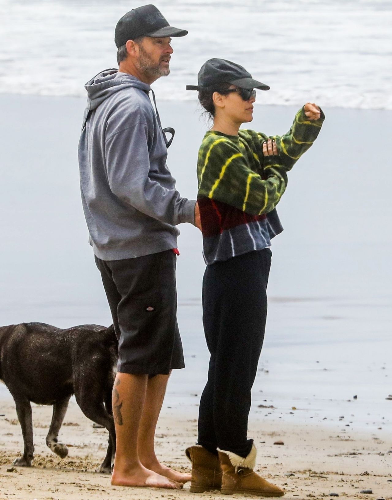 Rachel Bilson - Beach Day in Malibu 05/25/2022 • CelebMafia