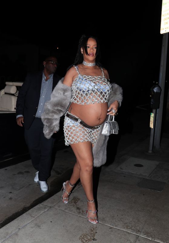 Rihanna at Giorgio Baldi Restaurant in Santa Monica 05/08/2022