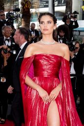 Sara Sampaio    Decision To Leave  Heojil Kyolshim   Red Carpet at Cannes Film Festival 05 23 2022   - 65