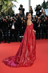 Sara Sampaio    Decision To Leave  Heojil Kyolshim   Red Carpet at Cannes Film Festival 05 23 2022   - 87
