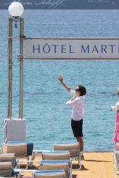 Tallia Storm on the Pontoon of the Hotel Martinez in Cannes 05 17 2022   - 71