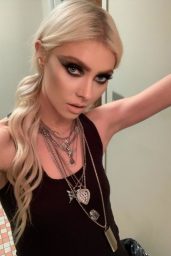 Taylor Momsen - REVOLVER Magazine - February/March 2014 Issue • CelebMafia