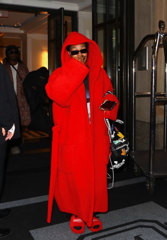 Teyana Taylor in a Red Balenciaga Robe - New York 05/04/2022