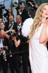 Toni Garrn – “Top Gun: Maverick” Red Carpet at Cannes Film Festival