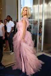 Victoria Silvstedt at the Martinez Hotel in Cannes 05/28/2022