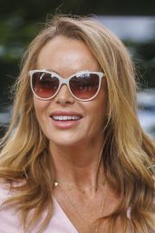 Amanda Holden - Leaves the Offices of Global Radio in London 06/09/2022