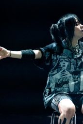 Billie Eilish – Performs at Glastonbury Music Festival 06/24/2022