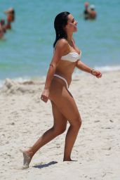 Bruna Biancardi at the Beach in Miami 06/12/2022