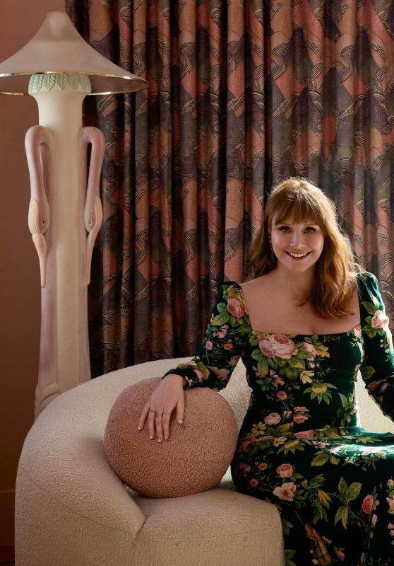 Bryce Dallas Howard - Architectural Digest June 2022