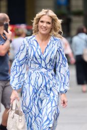 Charlotte Hawkins at Global Radio in London 06 30 2022   - 84