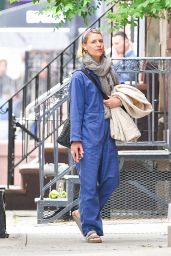 Claire Danes On A Stroll In Ny 06 05 2022 | celebmafia