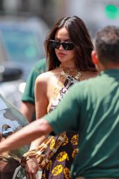 Eiza Gonzalez Wearing a Long Floral Patterned Summer Dress at the San Vicente Bungalows in West Hollywood 06/01/2022