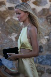 Frida Aasen - Out in Saint-Tropez 06/10/2022