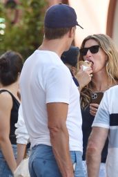 Gisele Bundchen and Tom Brady   Out in Portofino 06 29 2022   - 3