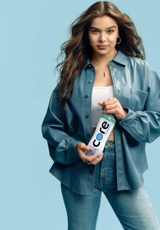 Hailee Steinfeld - Core Hydration Campaign 2022 (+1)