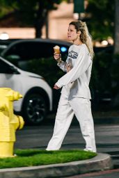 Halsey - Out in Calabasas 06/22/2022