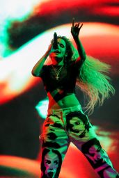 Halsey - Performs Live at 2022 Governors Ball Music Festival in NYC